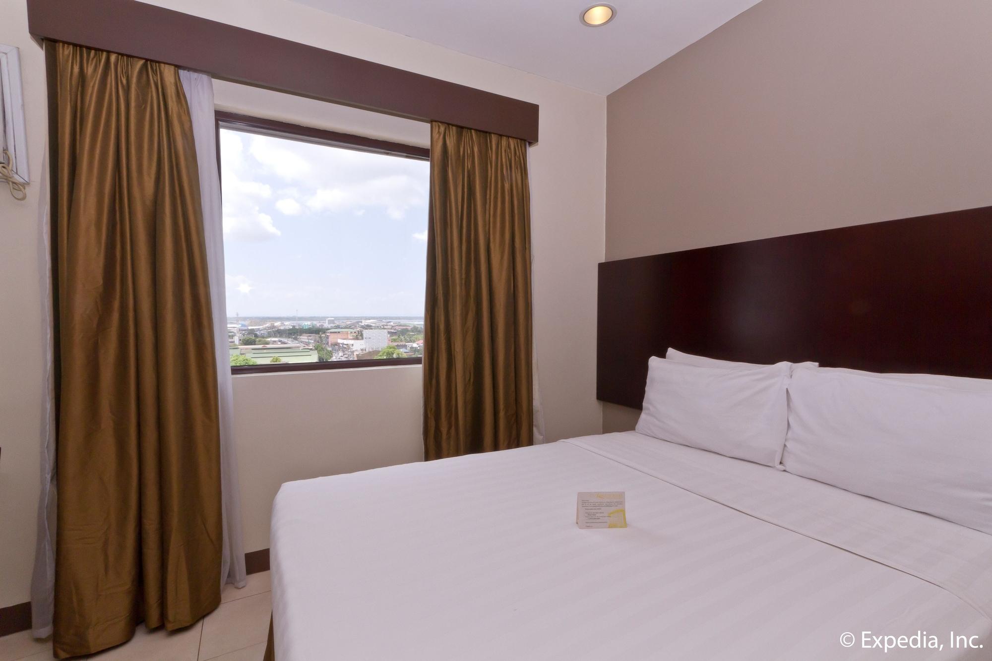סבו Alpa City Suites Hotel מראה חיצוני תמונה