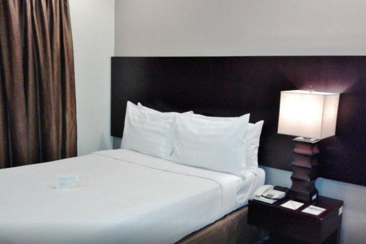 סבו Alpa City Suites Hotel מראה חיצוני תמונה