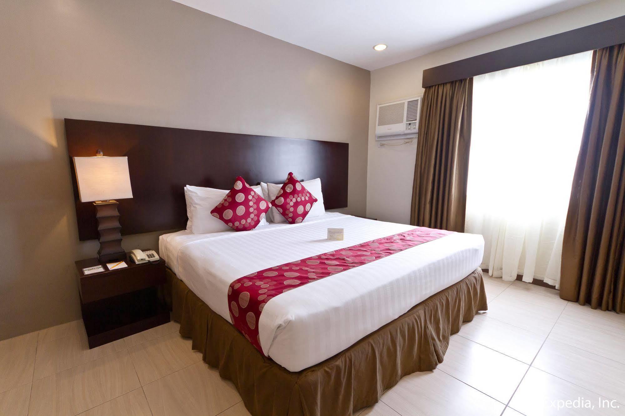 סבו Alpa City Suites Hotel מראה חיצוני תמונה