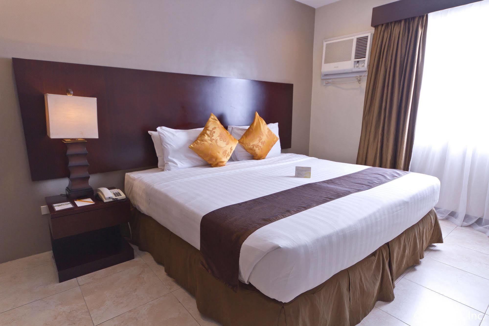 סבו Alpa City Suites Hotel מראה חיצוני תמונה